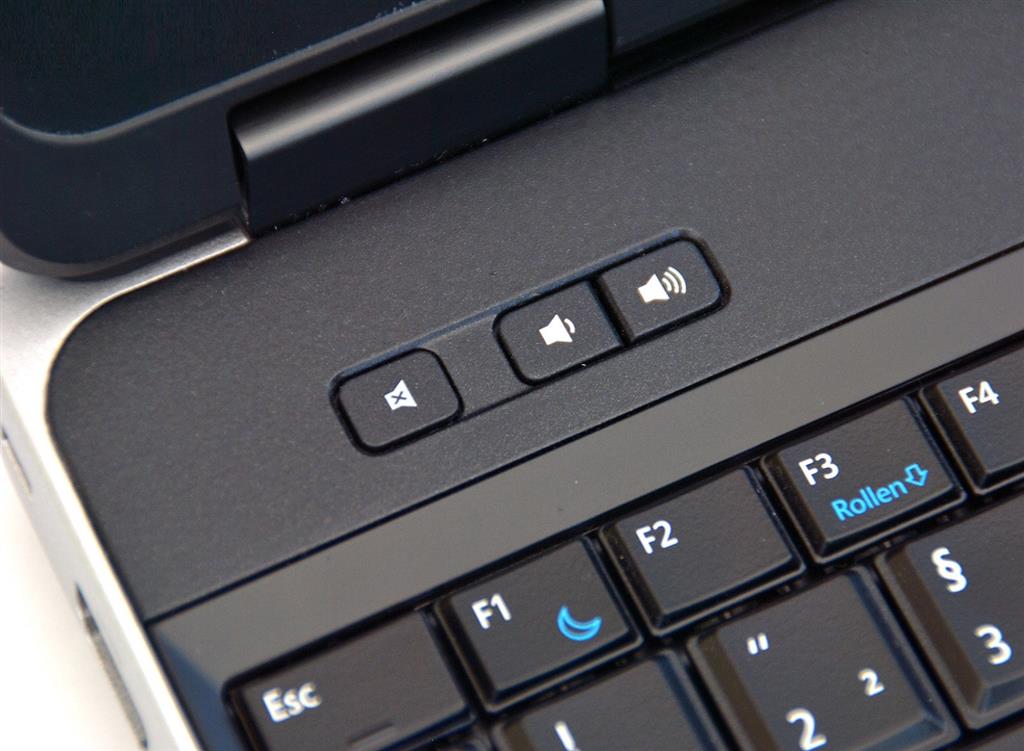 لپ تاپ استوک دل مدل Dell Latitude E6540 - Image 5
